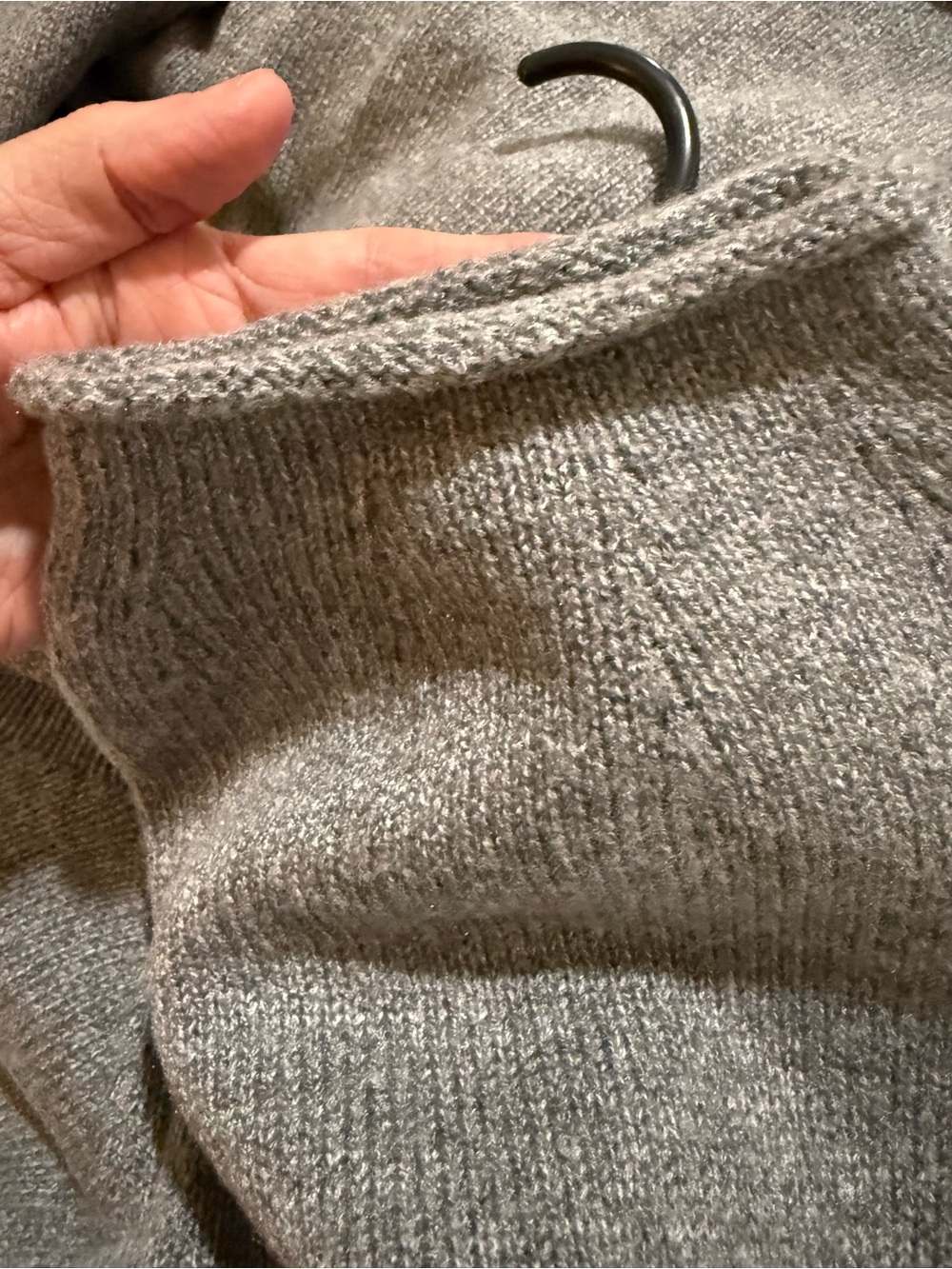 Gray Swan Intarsia Sweater - Scalloped Hem - Picture 3 of 5